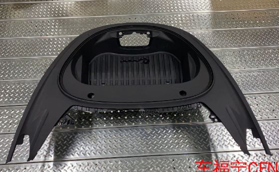 Tesla Model 3 2021 Frunk Assembly 1645350-00-A Черная пластиковая крышка