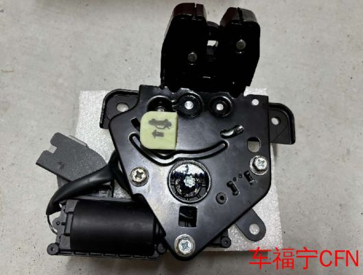 Tesla Model 3/Y Задний багажник замок черный регулируемый заглушитель