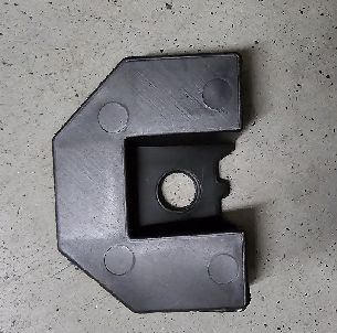 Tesla Model S 2021+ Задняя стойка бампера LH 130 мм х 35 мм