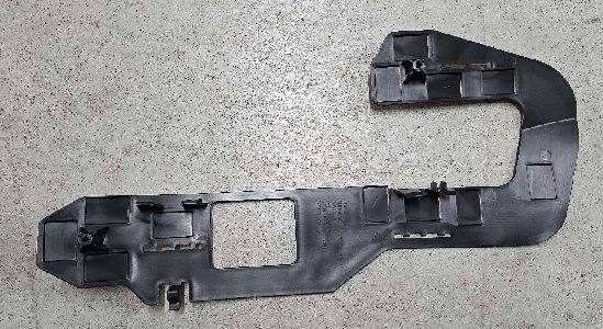 Кронштейн противотуманной фары передней правой (RH) Tesla Model S 2022+ 50x26x3 см Черный